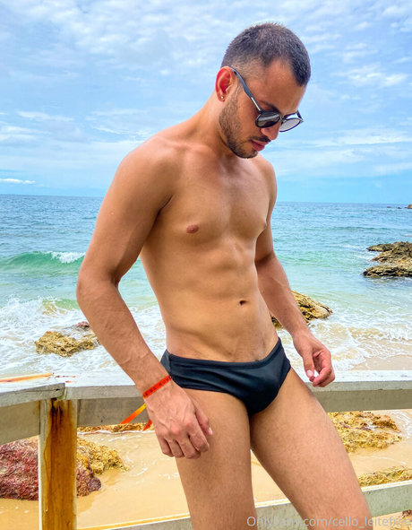 オイルを塗ったおっぱいオンリーファンズ セックス ギャラリー