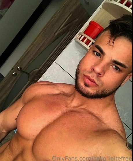 cello leitefree セクシーなスター 写真