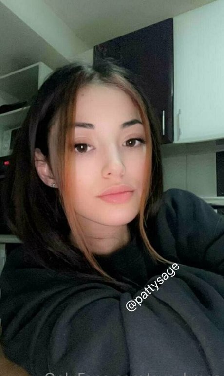 Eva Kross アート女優 写真