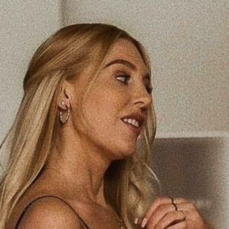 LauraJoelle ポルノモデル ギャラリー