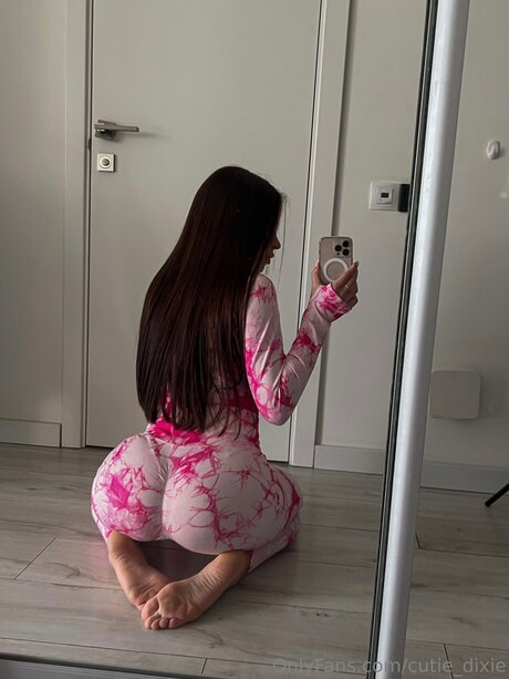 Cutie Dixie 高品質女優 写真