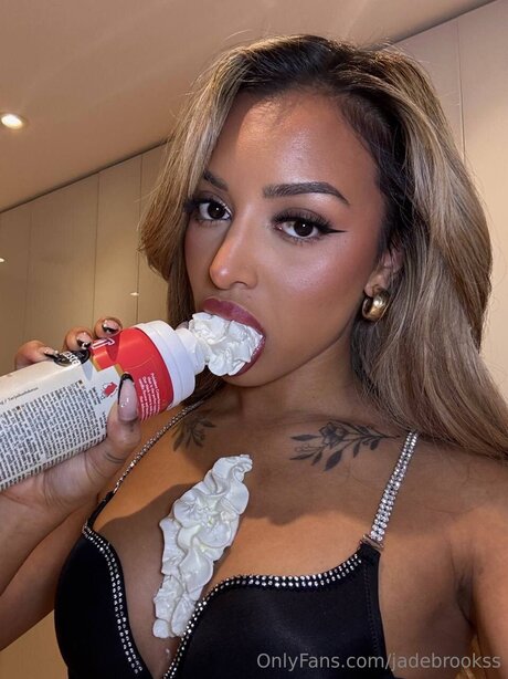 Jadebrookss 可愛い女優 写真