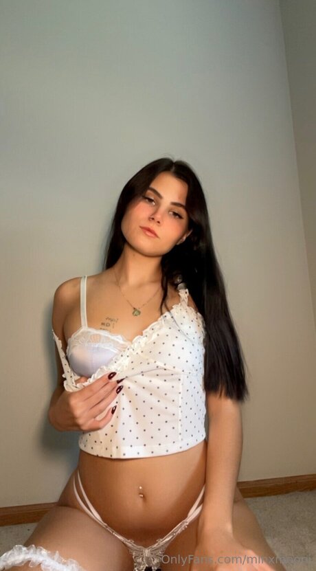 Minxmooni スター 裸 写真