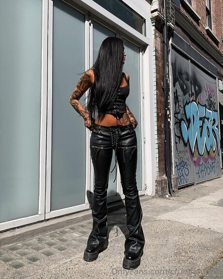 Cruellamoon HD女優 写真