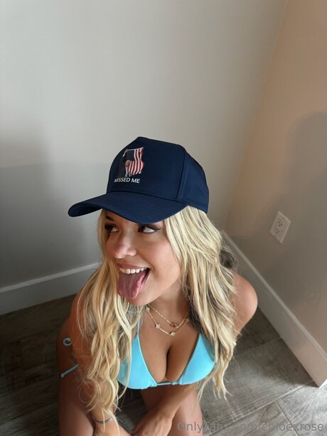 Chloexrose エロティックモデル 写真