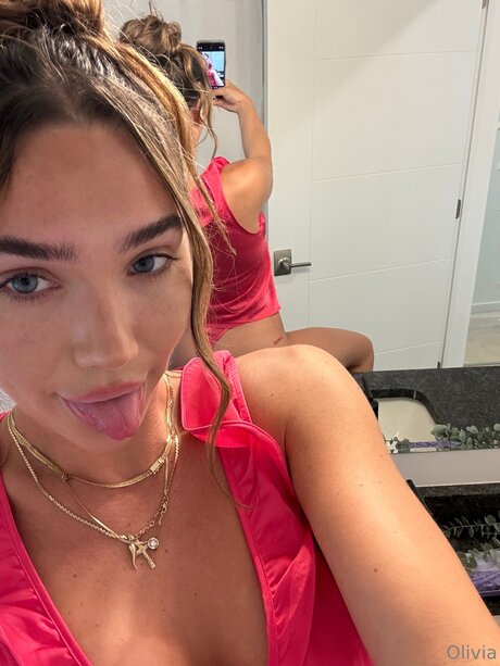 Oliviaj4 ポルノスター ホット ギャラリー