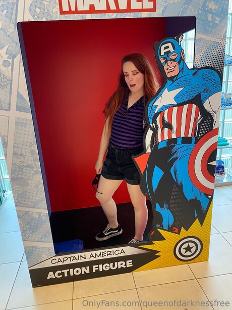 Queenofdarknessfree 無料モデル 写真