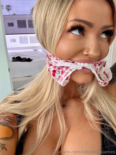 Xoisabellajames ヌードのポルノスター 写真