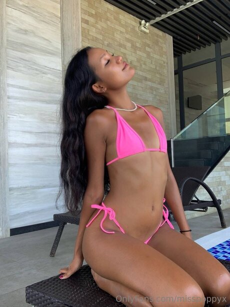 Misspoppyx セクシーなポルノスター ギャラリー