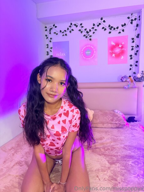 Misspoppyx ポルノスター パーフェクト 写真