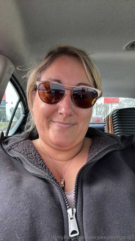 Sexylexymorgan87 アダルト女優 ギャラリー
