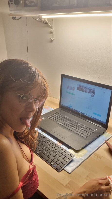 ワークアウト オンリーファンズ 無料セックス 画像