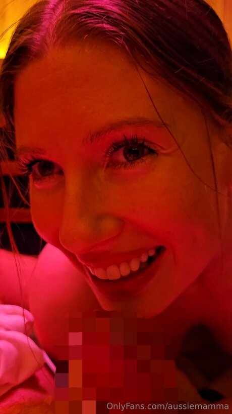 Poppybrightwater ポルノ女優 画像