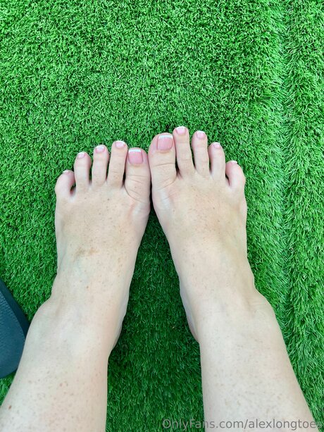 ティーンランジェリーオンリーファンズ 無料エロ ギャラリー