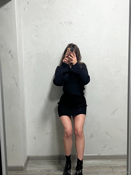 Velvet Luna エロティックなスター 写真