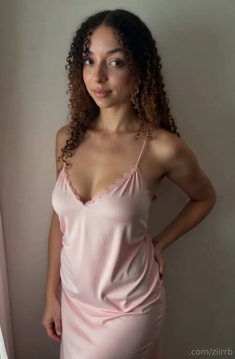 Sunny Bell 完璧なポルノスター 画像