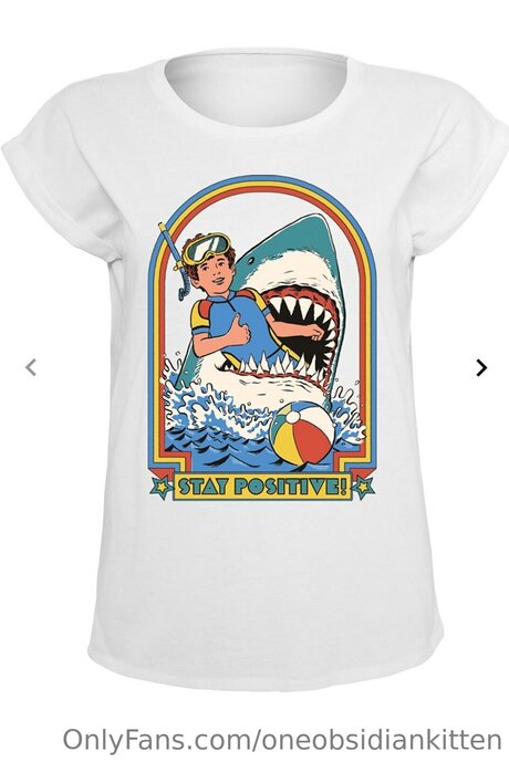 Oneobsidiankitten ヌードスター 写真