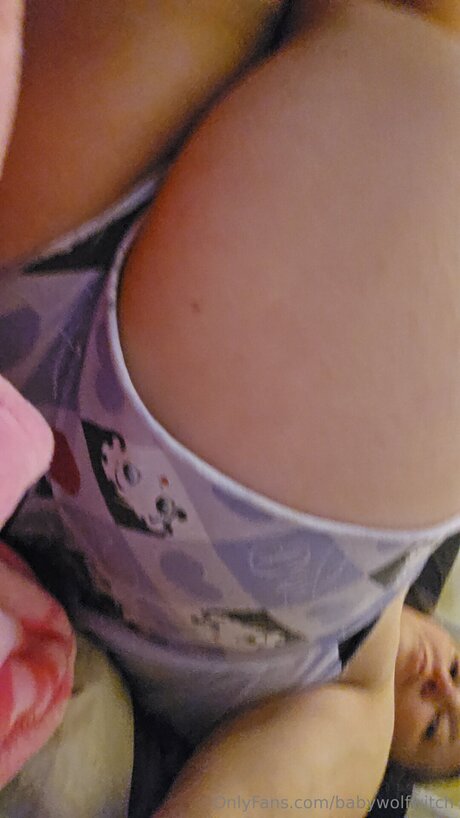 Babywolfwitch 裸のスター 写真