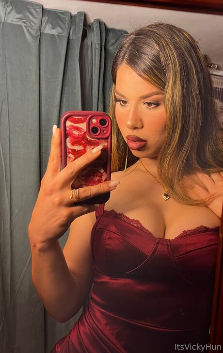 Itsvickyhun ポルノスター パーフェクト 画像