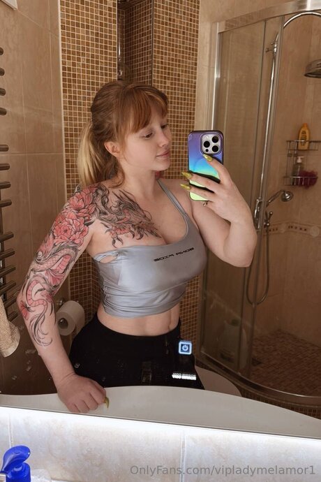 Vipladymelamor1 ポルノスター 美しい 写真