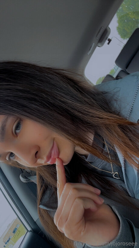 Jojoroseee エロティックなスター 写真