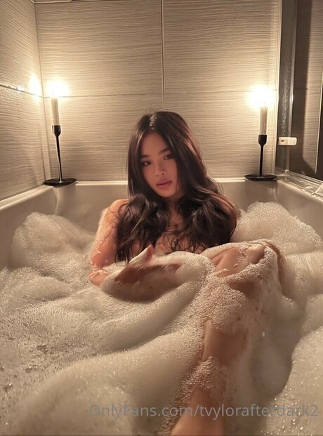 Nhiafterdark2 ポルノスター 画像