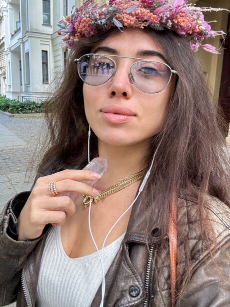 Kaira Xaen かわいいポルノスター 写真