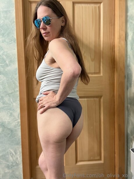 Oh Olivia Xoxo 裸のポルノスター 画像
