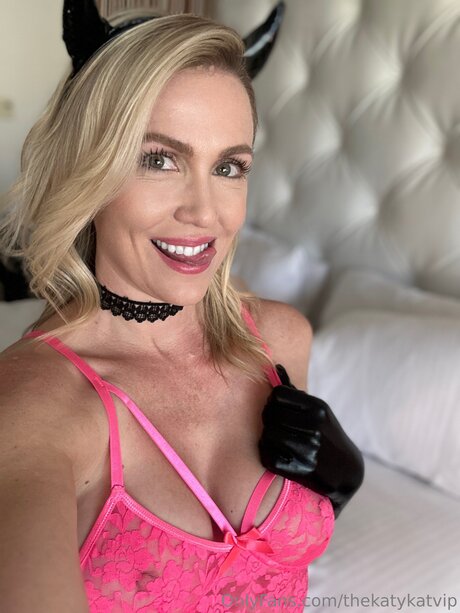 Thekatykatvip セックスポルノスター アーカイブ