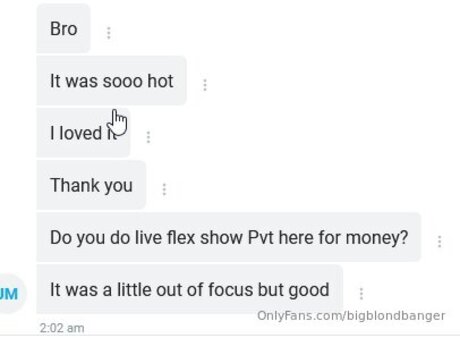 妊娠中のオンリーファンズ ポルノグラフィック 写真