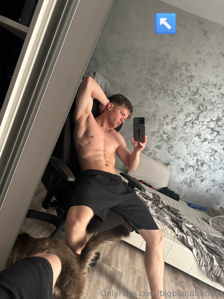 角質の女の子オンリーファンズ エロチック ギャラリー