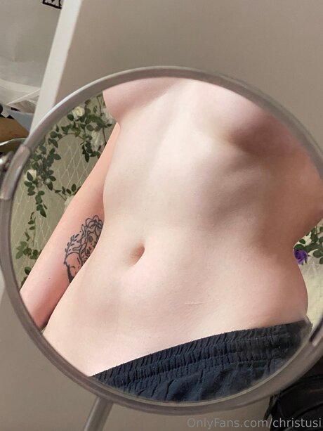 Christusi かわいいポルノスター ギャラリー