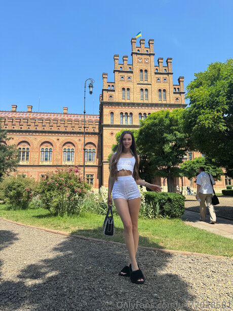 Karina Paw xxxモデル 写真