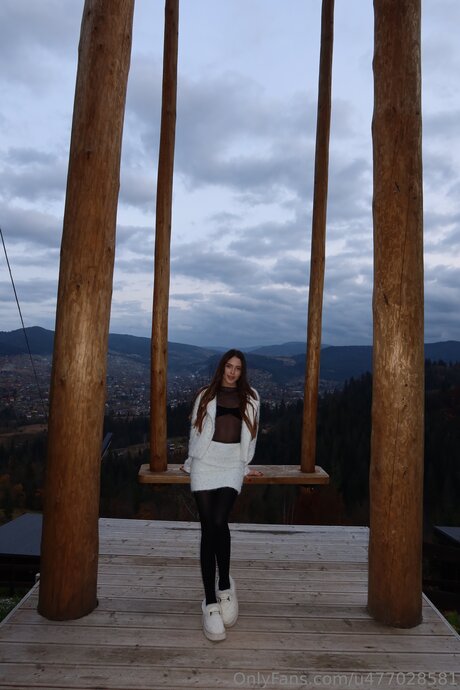 Karina Paw ポルノスター ギャラリー