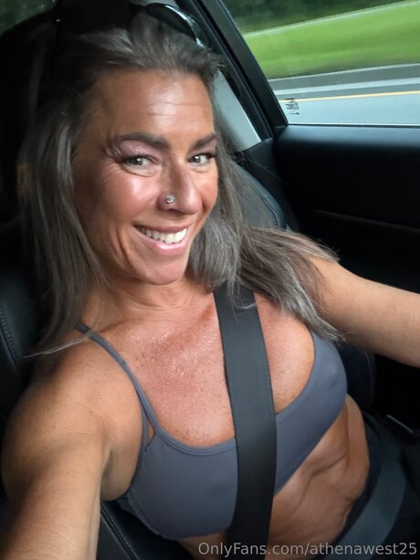 ナチュラルガールズオンリーファン 美しいxxx 画像