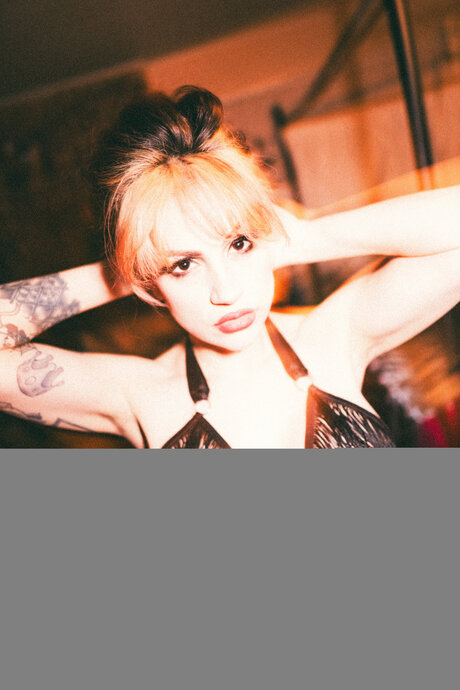 メコスジのオンリーファンズ えろ 画像