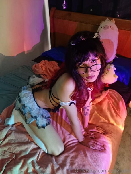 Onlyjadel ホットなポルノスター 写真