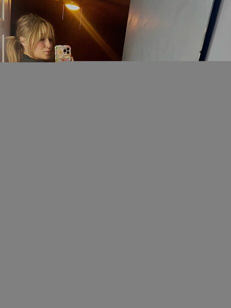 Babybaerfree ポルノスター 裸 写真