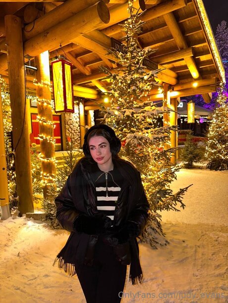 心理学者オンリーファンズ アダルト無料 画像