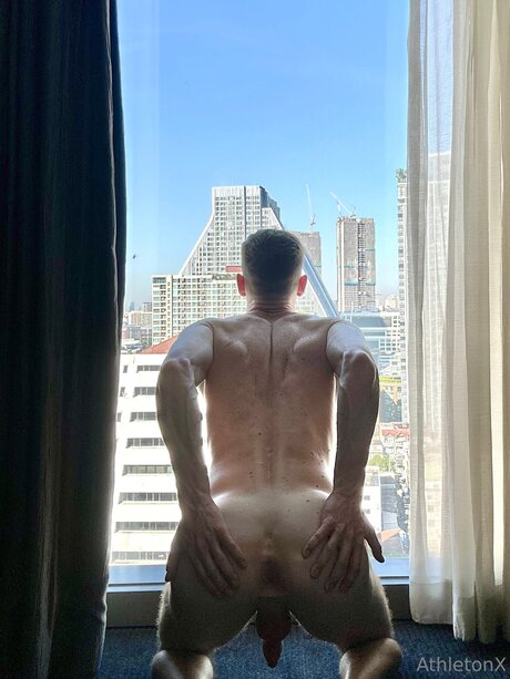 Athletonx ポルノスター 独占 写真