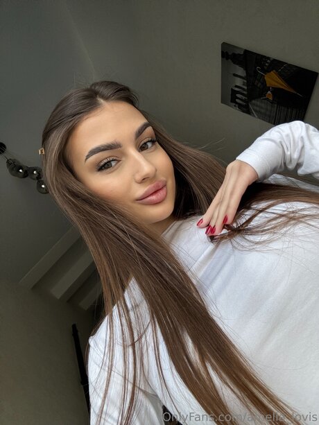 アマチュアディープスロートオンリーファンズ 美しいポルノ 画像