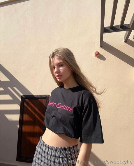 Sweetkylie ポルノスター ヌード 写真