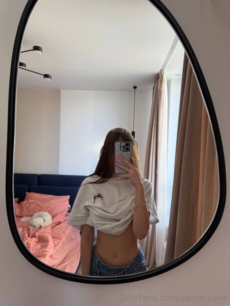 Sweetkylie セクシーなポルノスター 画像