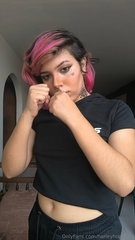 Harleyhopefree ヌードモデル 写真