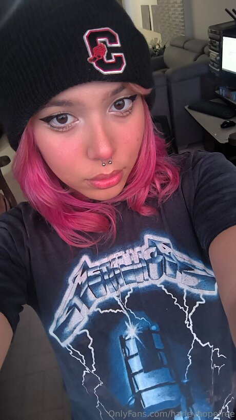 Harleyhopefree アダルトスター 写真