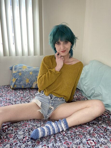 Thequeenastropublic ポルノ女優 写真