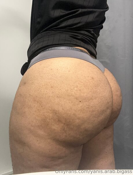 Yanis Arab Bigass 無料のスター 写真