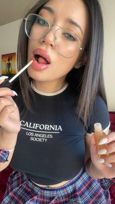 Chloedesireee アートスター 画像