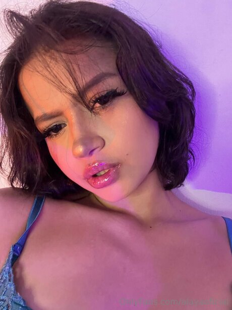 Alayaoficial トップスター 写真