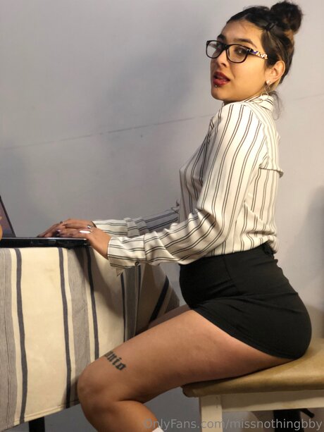 Missnothingbby 美しいモデル 画像